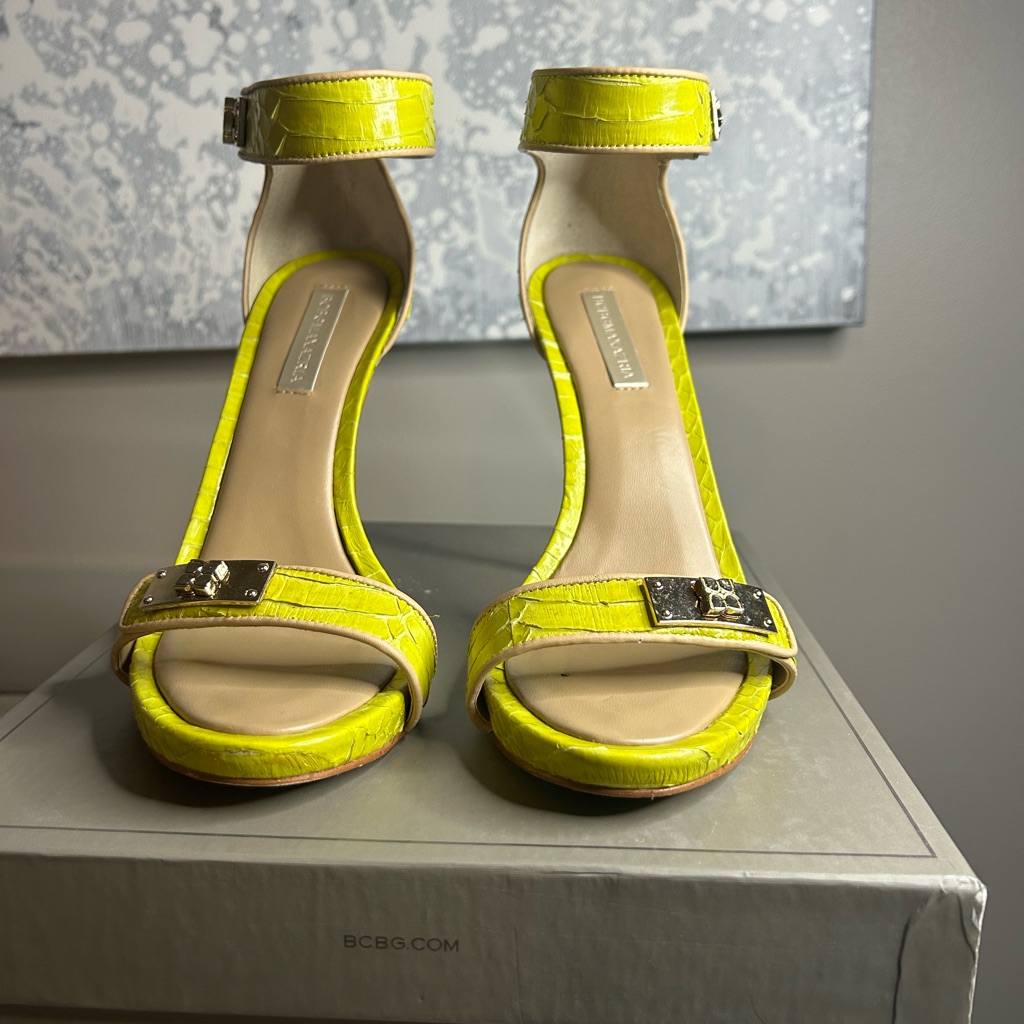 Bcbg Max Azria
